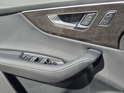 New 2026 Audi Q8 Premium Plus image 26