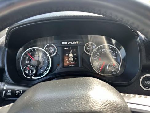 Used 2022 RAM 1500 Big Horn AWD/4WD image 13