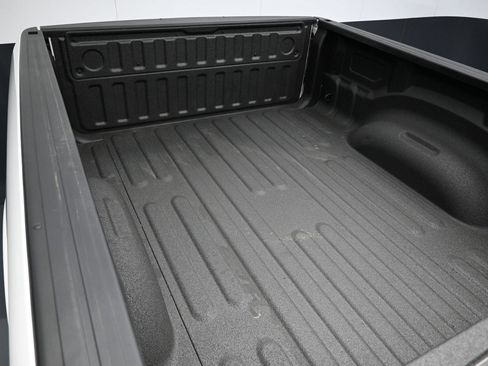 Used 2021 RAM 1500 Laramie AWD/4WD image 44