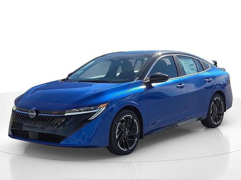 New 2026 Nissan Sentra SR image 2