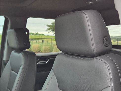 Used 2024 GMC Sierra 1500 SLT RWD image 11