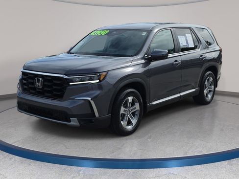 Used 2025 Honda Pilot EX-L image 36