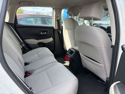 Used 2023 Honda HR-V LX image 12