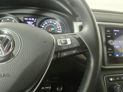Used 2018 Volkswagen Atlas SE AWD/4WD image 17