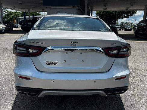 Used 2020 Nissan Maxima 3.5 SV w/ Floor Mat Group FWD image 6