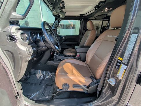 Used 2022 Jeep Wrangler Unlimited Rubicon 4xe w/ Cold Weather Group image 11