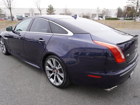 Used 2015 Jaguar XJ image 5