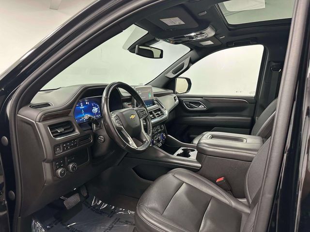 Used 2022 Chevrolet Suburban LT w/ LT Signature Plus Package AWD/4WD image 23