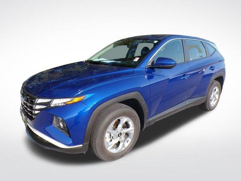 Used 2023 Hyundai Tucson SE AWD/4WD image 2