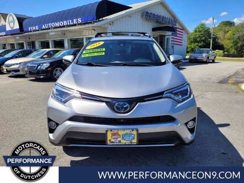 Used 2018 Toyota RAV4 Limited w/ Advanced Technology Package image 2