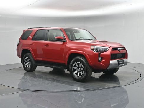 Used 2024 Toyota 4Runner TRD Off-Road image 24