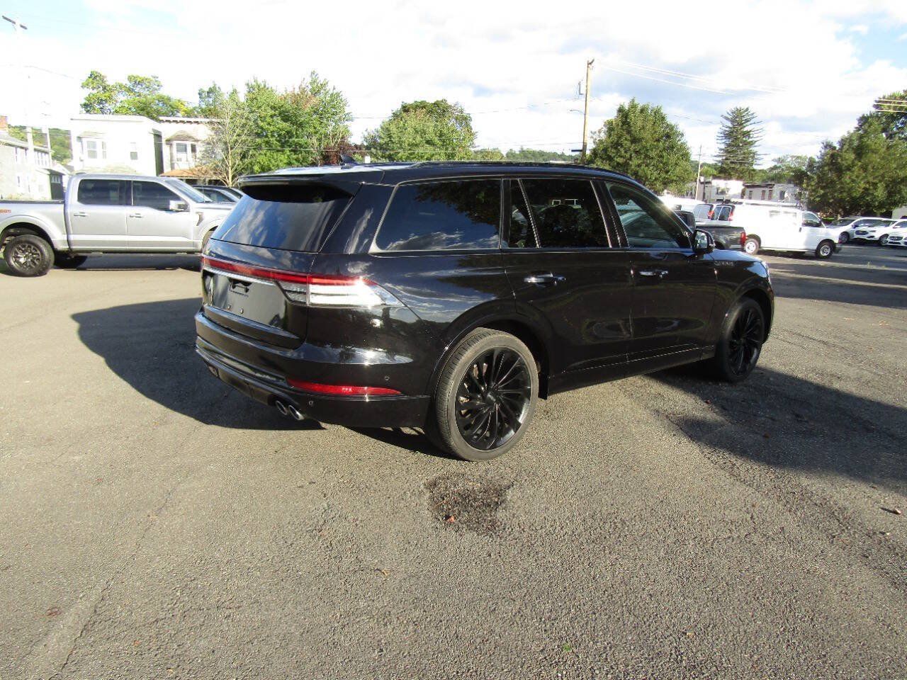 Used 2023 Lincoln Aviator Reserve w/ Equipment Group 201A AWD/4WD image 35