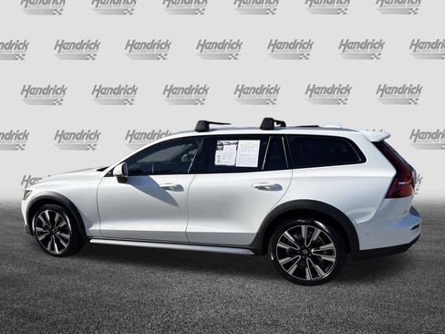Used 2026 Volvo V60 B5 Cross Country Ultra w/ Protection Package Premier AWD/4WD image 7