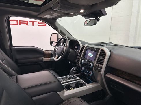 Used 2019 Ford F150 Lariat w/ Equipment Group 502A Luxury AWD/4WD image 55