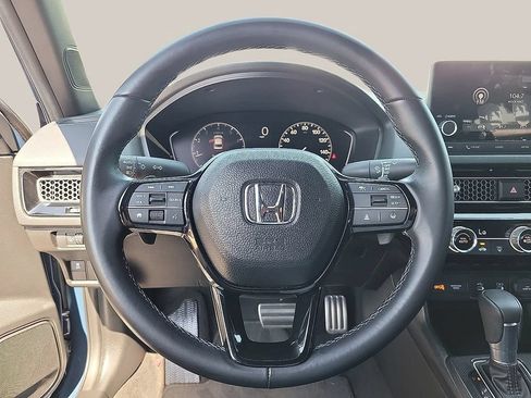Used 2025 Honda Civic Sport image 20