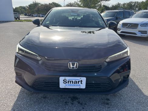 Used 2023 Honda Civic Sport image 9