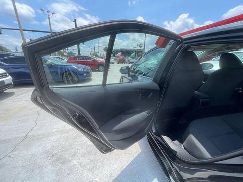 Used 2022 Toyota Corolla LE FWD image 12