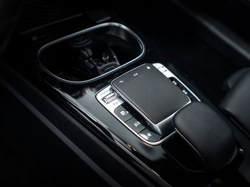 Used 2019 Mercedes-Benz A 220 4MATIC image 11