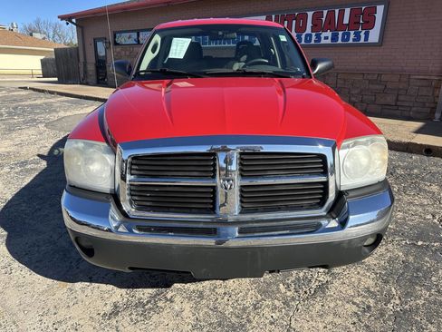 Used 2005 Dodge Dakota SLT image 4