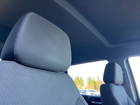 Used 2024 GMC Sierra 1500 Pro w/ Pro Value Package image 17