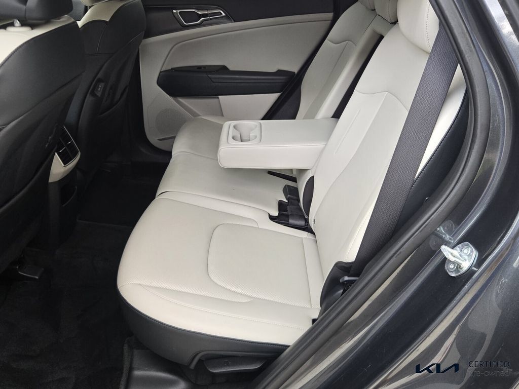 Certified 2023 Kia Sportage EX FWD image 11