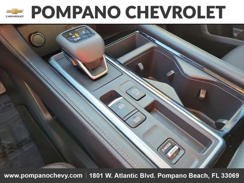 Used 2022 Nissan Pathfinder SV image 35