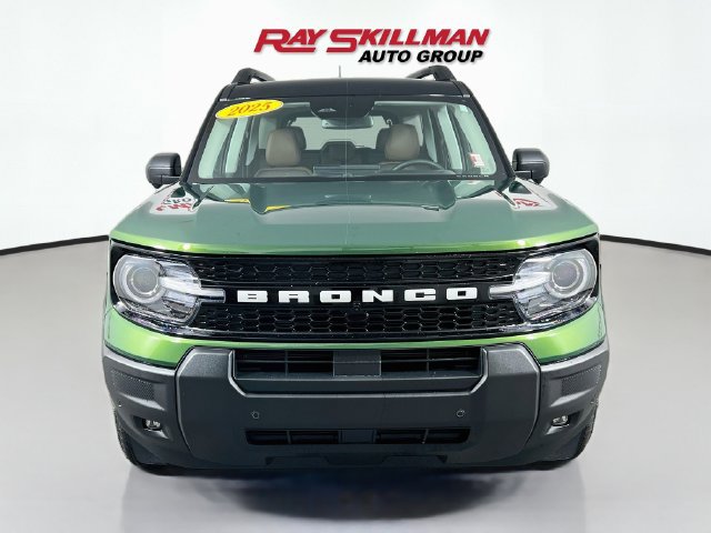 Used 2025 Ford Bronco Sport Outer Banks w/ Outer Banks Tech Package+ AWD/4WD image 2