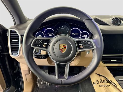 Used 2023 Porsche Cayenne Platinum Edition AWD/4WD image 12