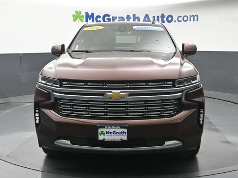 Used 2022 Chevrolet Suburban LT AWD/4WD image 6