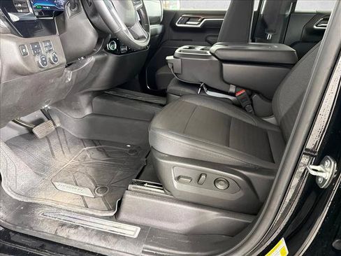 Used 2024 Chevrolet Silverado 1500 LT w/ Protection Package AWD/4WD image 9