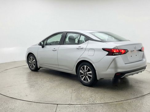 Used 2025 Nissan Versa SV image 6