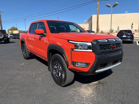 Used 2025 Nissan Frontier PRO-4X w/ Pro Convenience Package AWD/4WD image 3