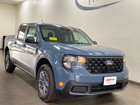 New 2026 Ford Maverick XLT FWD image 2