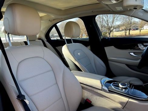 Used 2018 Mercedes-Benz C 300 C 300 image 26