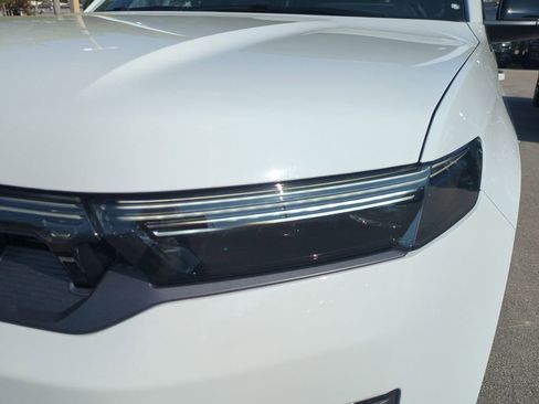 New 2026 Jeep Grand Wagoneer Limited AWD/4WD image 10