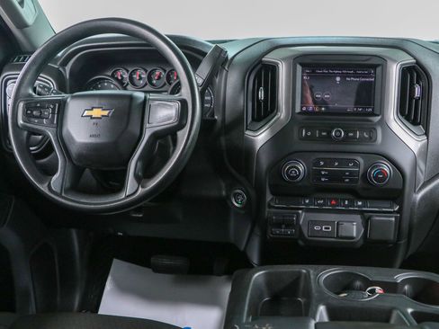 Used 2025 Chevrolet Silverado 2500 Custom w/ Custom Convenience Package AWD/4WD image 18