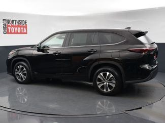 Used 2024 Toyota Highlander XLE video 2