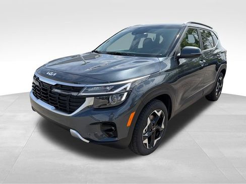 New 2026 Kia Seltos EX FWD image 3