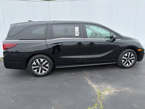 Used 2026 Honda Odyssey EX-L image 3