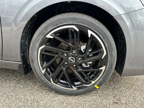 New 2026 Nissan Sentra SR w/ SR Premium Package image 13