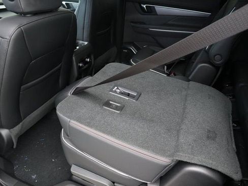 New 2026 Buick Enclave Sport Touring w/ Power Package FWD image 18