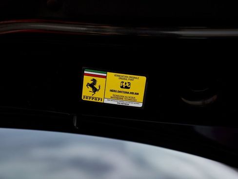 Used 2018 Ferrari GTC4Lusso image 19