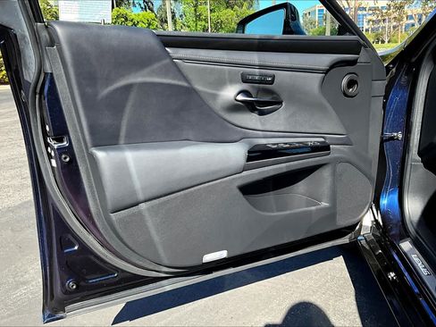 Used 2022 Lexus ES 350 w/ Premium Package FWD image 21