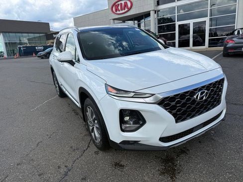 Used 2020 Hyundai Santa Fe SEL w/ Convenience + Premium Package AWD/4WD image 4