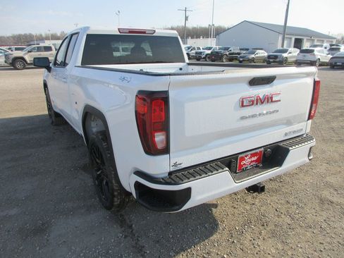 New 2026 GMC Sierra 1500 Elevation image 9