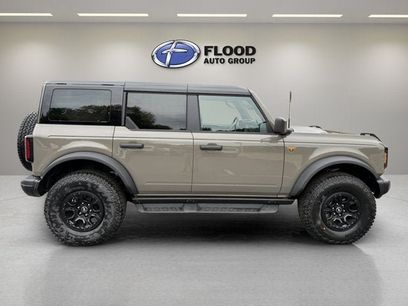 New 2026 Ford Bronco Badlands w/ Wildtrak Package