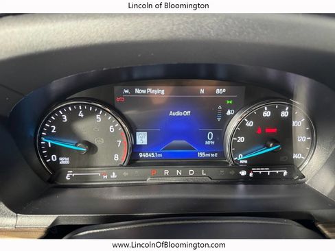Used 2022 Ford Explorer Limited w/ Equipment Group 301A AWD/4WD image 18