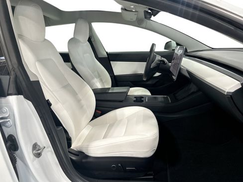 Certified 2021 Tesla Model 3 Long Range AWD/4WD image 13