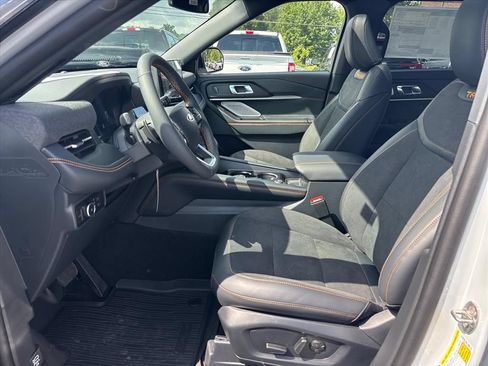 New 2026 Ford Explorer Tremor w/ Tremor Ultimate Package AWD/4WD image 24