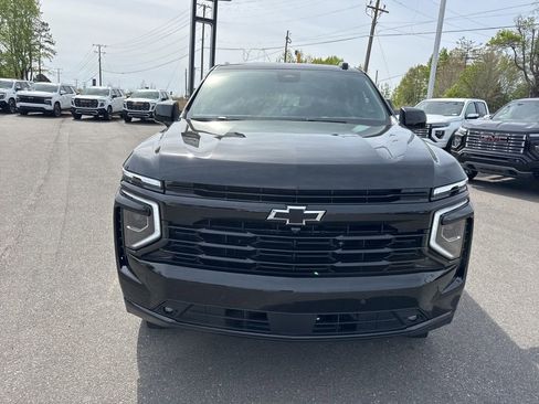 New 2026 Chevrolet Suburban RST w/ RST Capability Package image 8